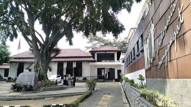 gedung-indonesia-menggugat-gim_169