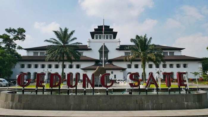 gedung-sate_169